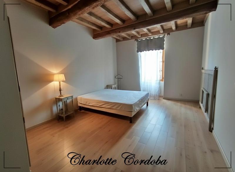 Maison - 293 m² - 8 pièces