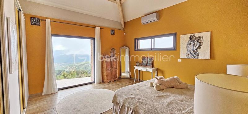 Maison - 149 m² - 4 pièces