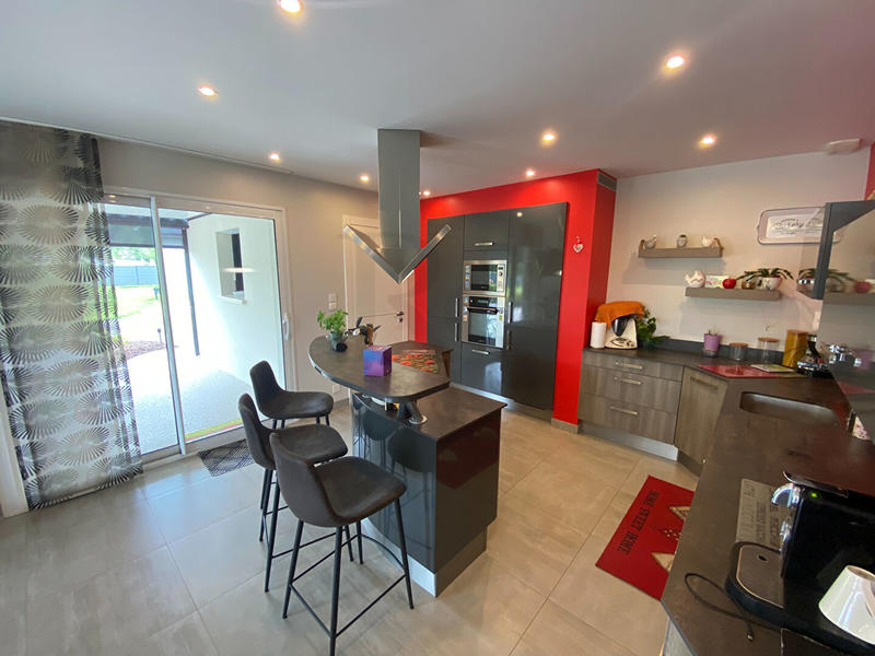 Maison - 179 m² - 6 pièces