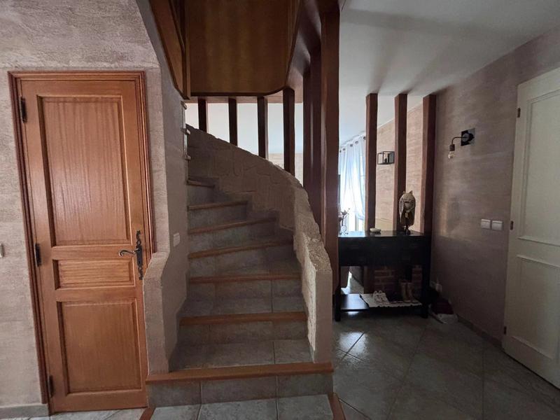 Maison - 197 m² - 8 pièces