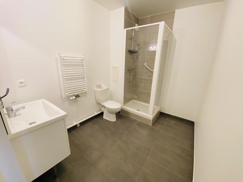 Appartement ancien - 63 m² - 3 pièces