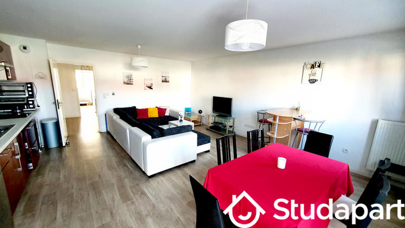 Chambre - 11 m² - 1 pièce