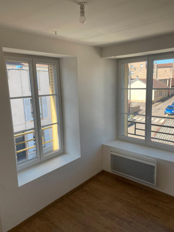 Appartement - 90 m² - 3 pièces