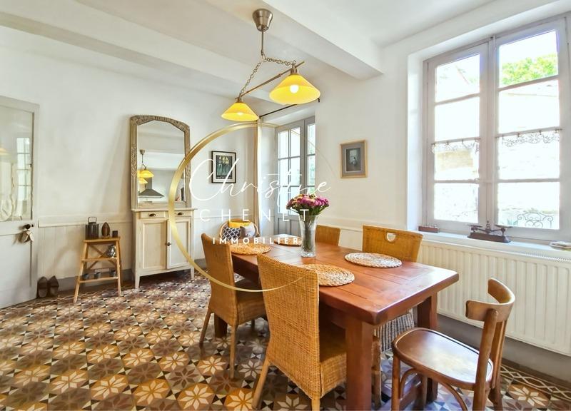 Maison de ville - 180 m² - 7 pièces