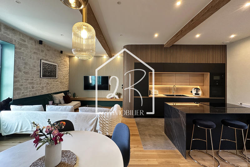 Appartement - 92 m² - 4 pièces