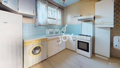 Maison - 99 m² - 5 pièces