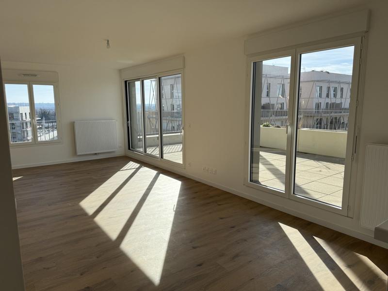 Duplex - 93 m² - 4 pièces