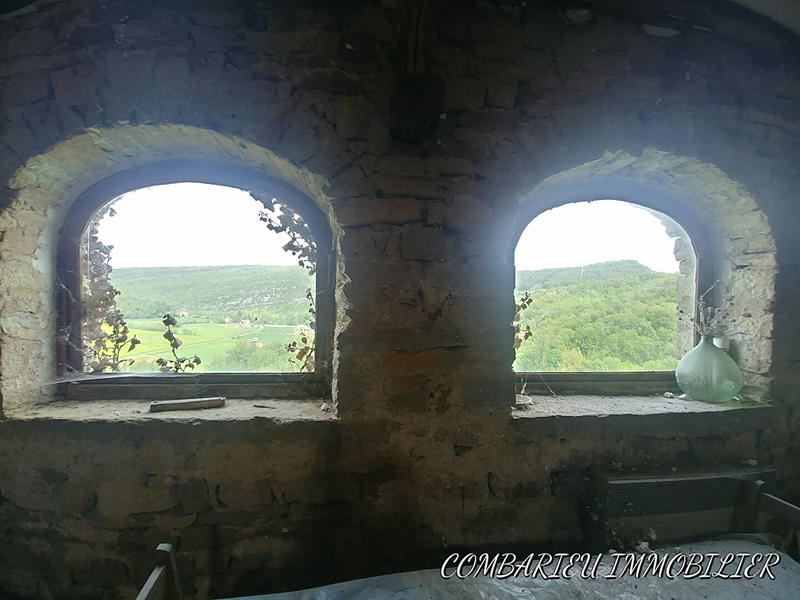 Maison - 187 m² - 3 pièces