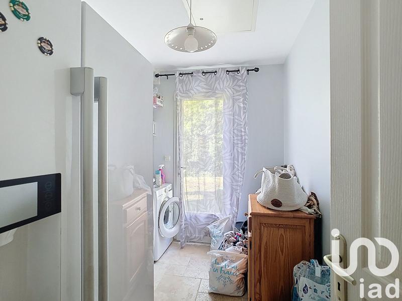 Maison - 220 m² - 8 pièces