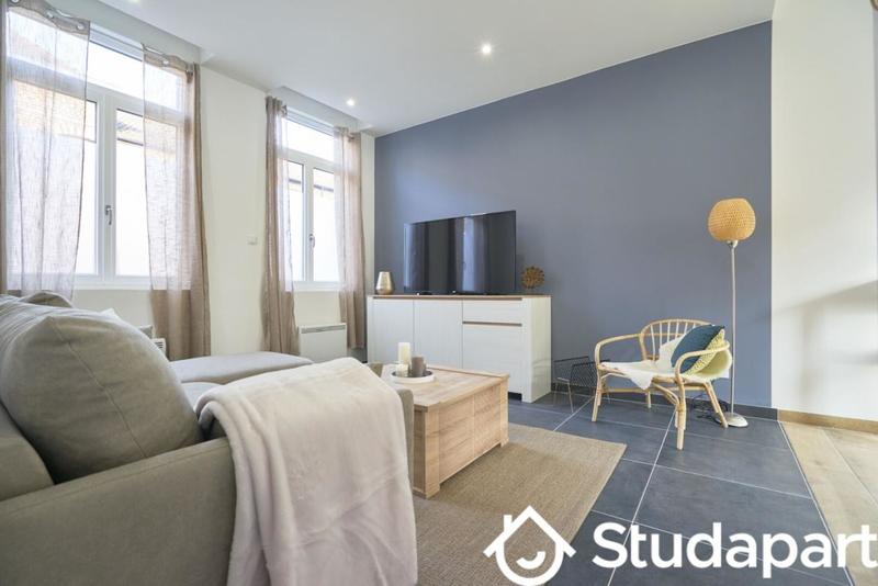 Chambre - 13 m² - 1 pièce