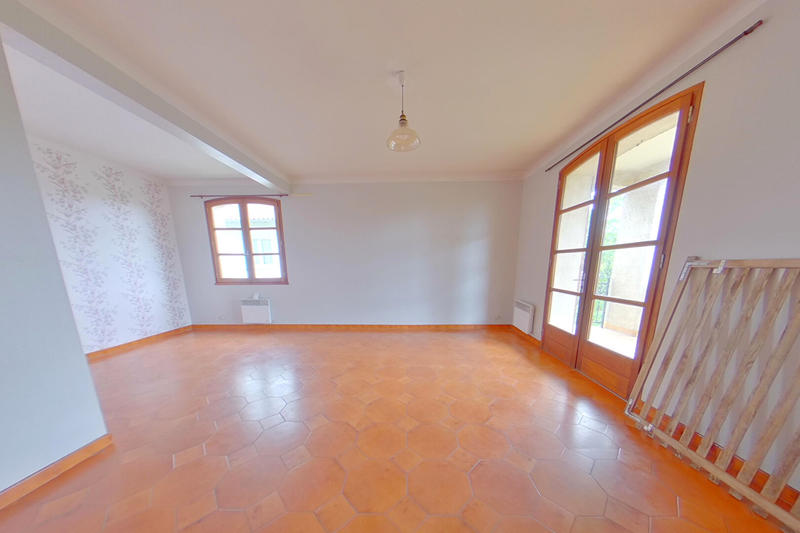 Maison - 83 m² - 4 pièces