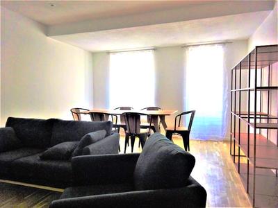 Appartement - 104 m² - 4 pièces