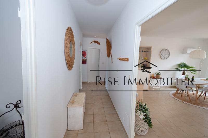 Appartement - 97 m² - 4 pièces