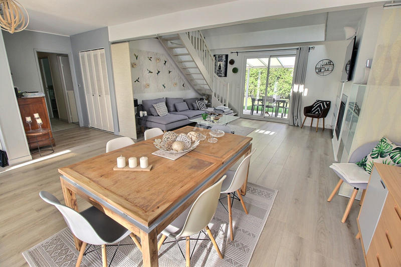 Maison - 140 m² - 7 pièces