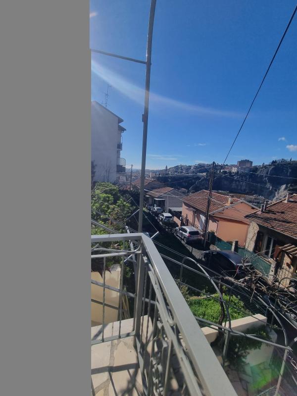 Maison de ville - 102 m² - 6 pièces