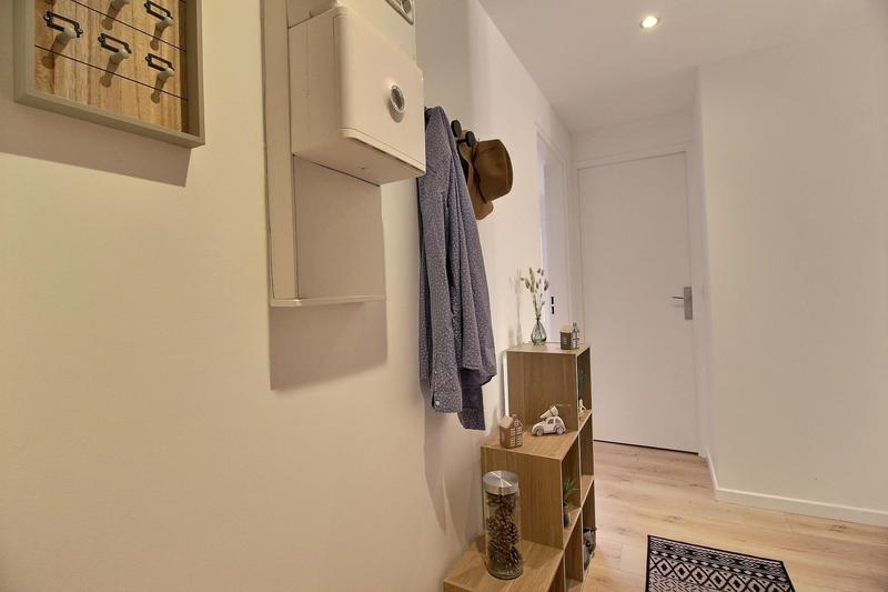 Appartement - 80 m² - 5 pièces