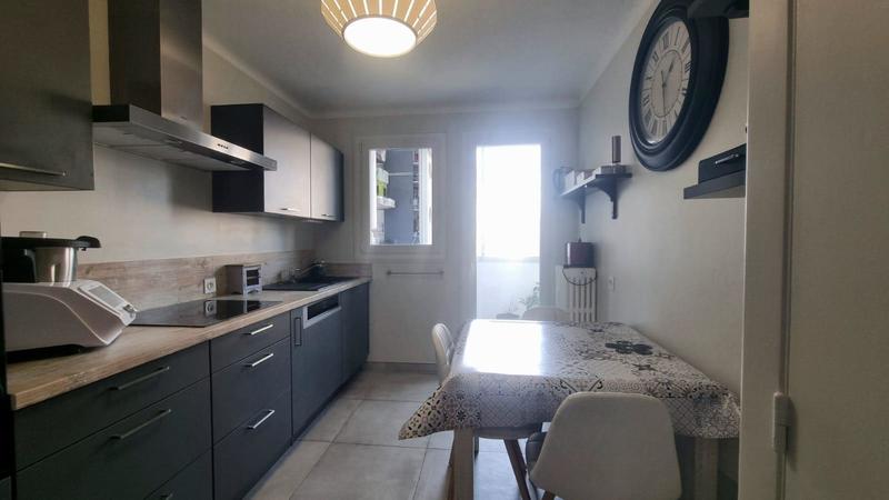 Appartement - 76 m² - 4 pièces