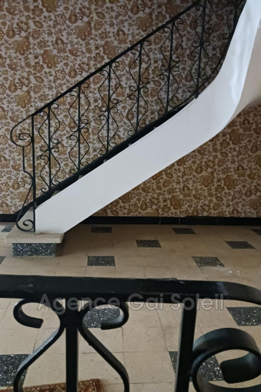 Maison - 290 m² - 6 pièces