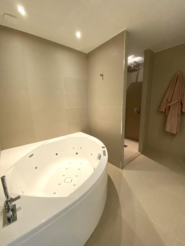 Appartement - 116 m² - 4 pièces