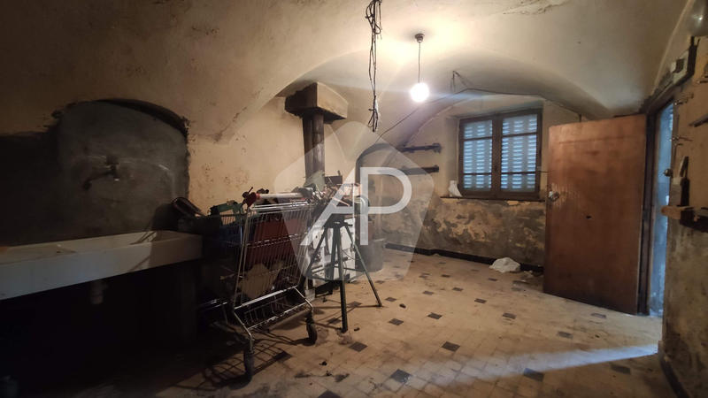 Maison ancienne - 138 m² - 7 pièces