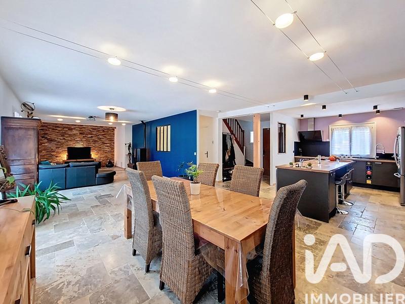 Maison - 169 m² - 7 pièces