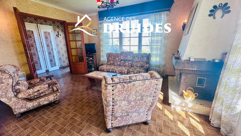 Maison - 90 m² - 5 pièces