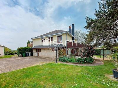 Maison - 140 m² - 5 pièces