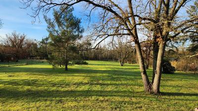 Terrain constructible - 2 465 m²