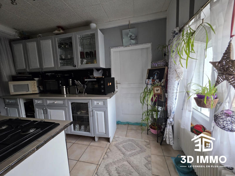 Maison - 104 m² - 6 pièces