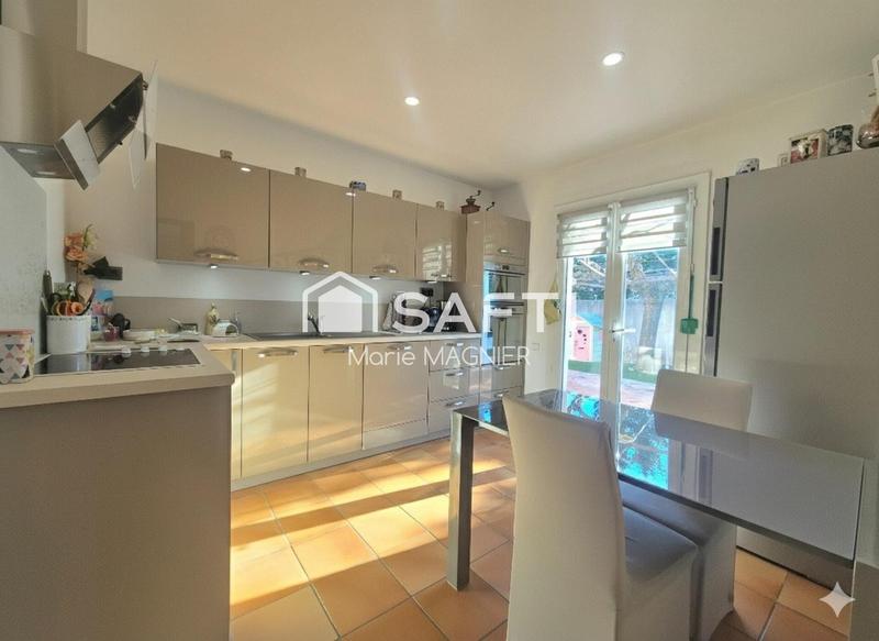 Maison - 107 m² - 4 pièces