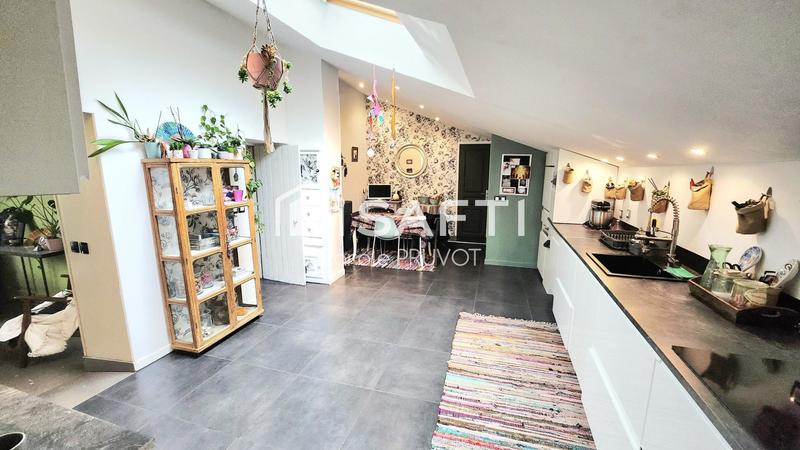 Maison - 154 m² - 7 pièces