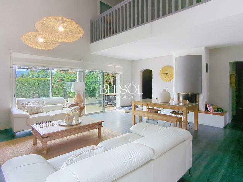 Villa - 160 m² - 5 pièces