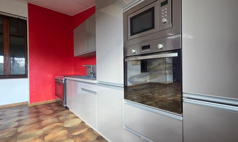 Maison - 203 m² - 9 pièces