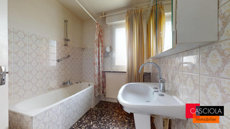 Maison - 145 m² - 5 pièces