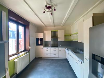 Appartement - 135 m² - 6 pièces