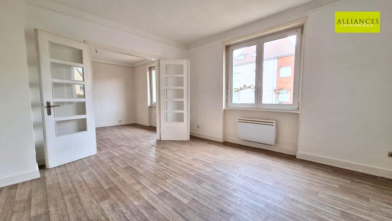 Immeuble - 155 m² - 9 pièces