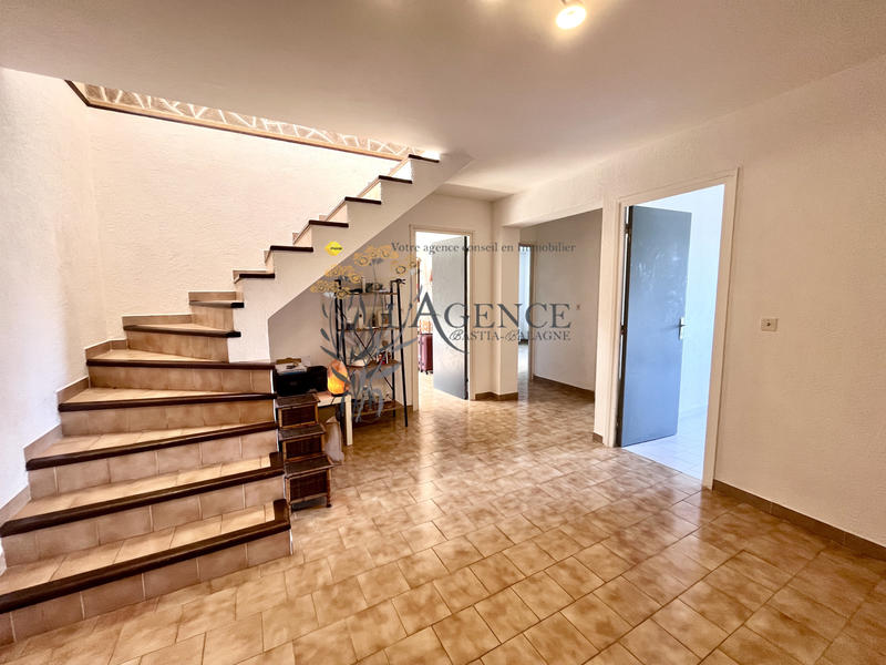 Maison - 135 m² - 6 pièces