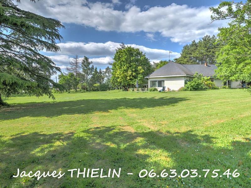 Maison - 260 m² - 8 pièces