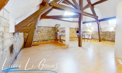 Appartement ancien - 69 m² - 2 pièces