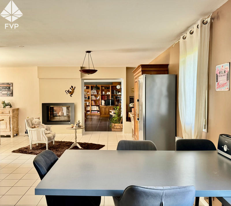 Maison - 170 m² - 7 pièces