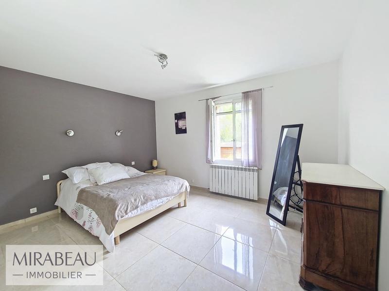 Villa - 165 m² - 6 pièces