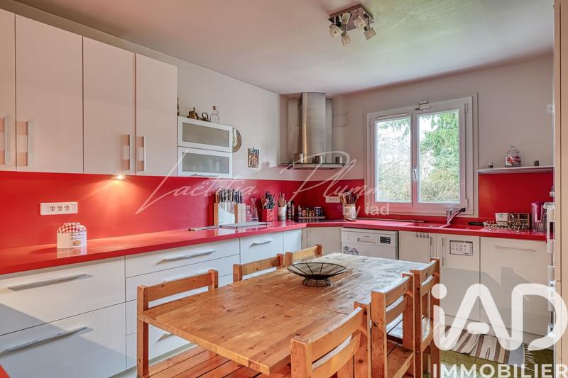 Maison - 200 m² - 7 pièces