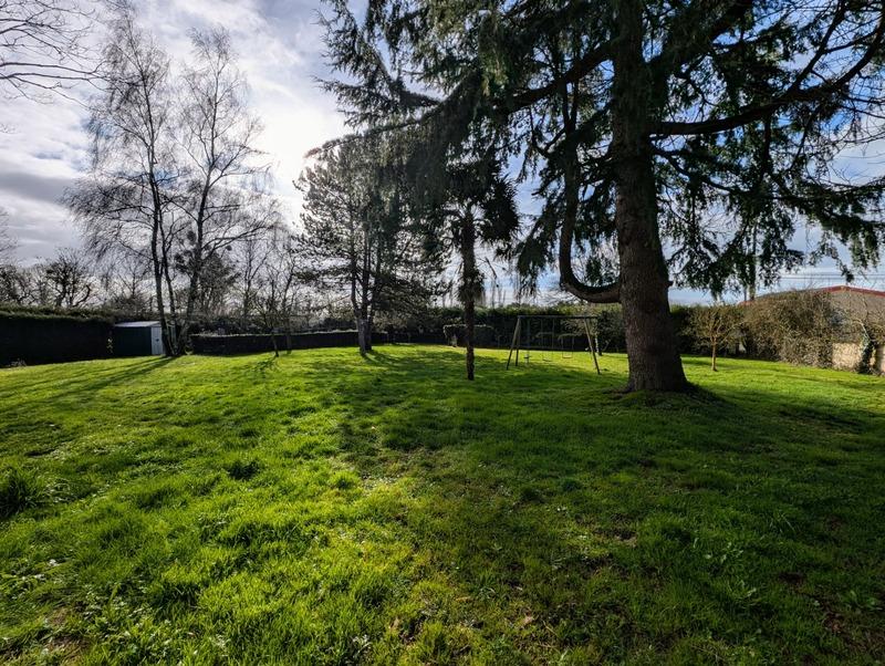 Maison - 140 m² - 5 pièces