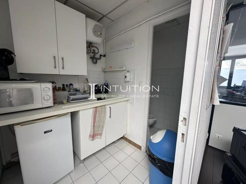 Local commercial - 78 m² - 4 pièces