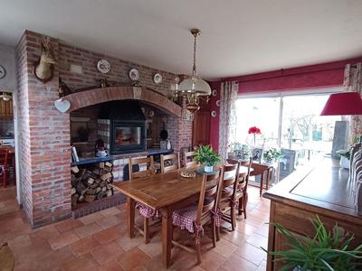 Maison traditionnelle - 156 m² - 8 pièces
