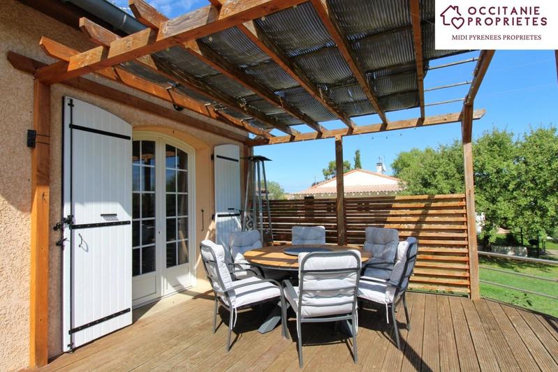 Maison - 229 m² - 9 pièces