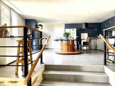 Maison - 132 m² - 4 pièces