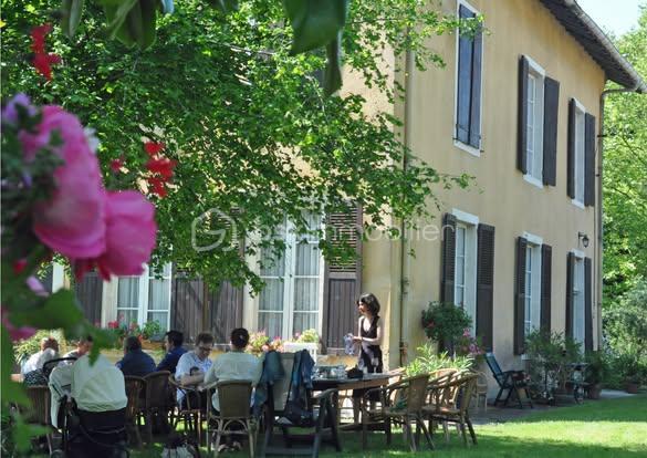 Maison - 600 m² - 30 pièces