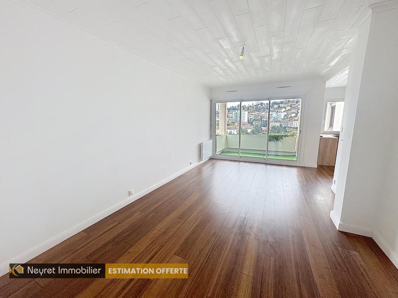 Appartement - 82 m² - 4 pièces