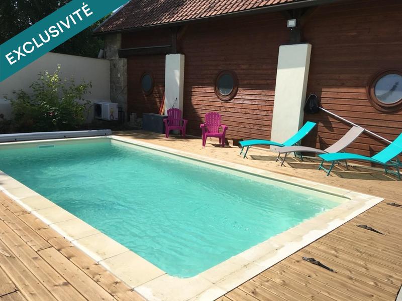 Maison - 230 m² - 7 pièces